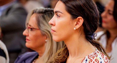 El problema está en la mirada: si no ves el talento de las mujeres, ponte las gafas de ´AquíEstánEllas´