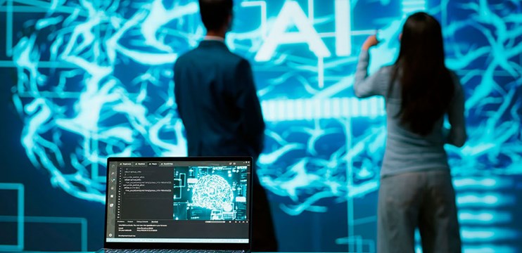 Así se forma talento en la era inteligencia híbrica